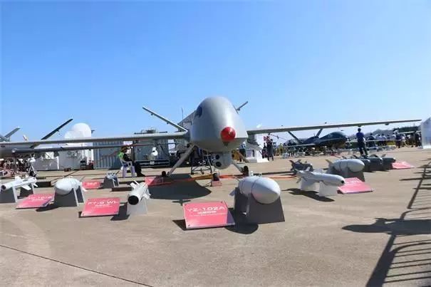 中航(成都)無人機(jī)公司成立插圖1 中航(成都)無人機(jī)系統(tǒng)股份有限公司具有航空工業(yè)旗下航空工業(yè)成都所無人機(jī)研發(fā)技術(shù)優(yōu)勢