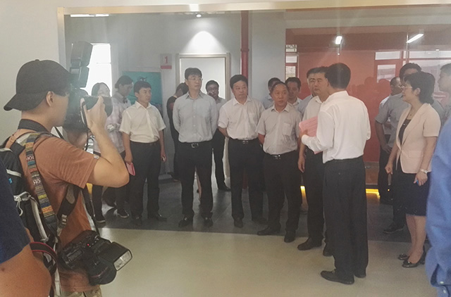 植保無(wú)人機(jī)入駐徐州云創(chuàng)科技園插圖1 植保無(wú)人機(jī)入駐徐州云創(chuàng)科技園
