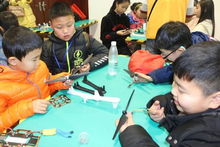 無人機冬令營-湖南株洲參觀無人機基地插圖8 無人機冬令營-湖南株洲參觀無人機基地