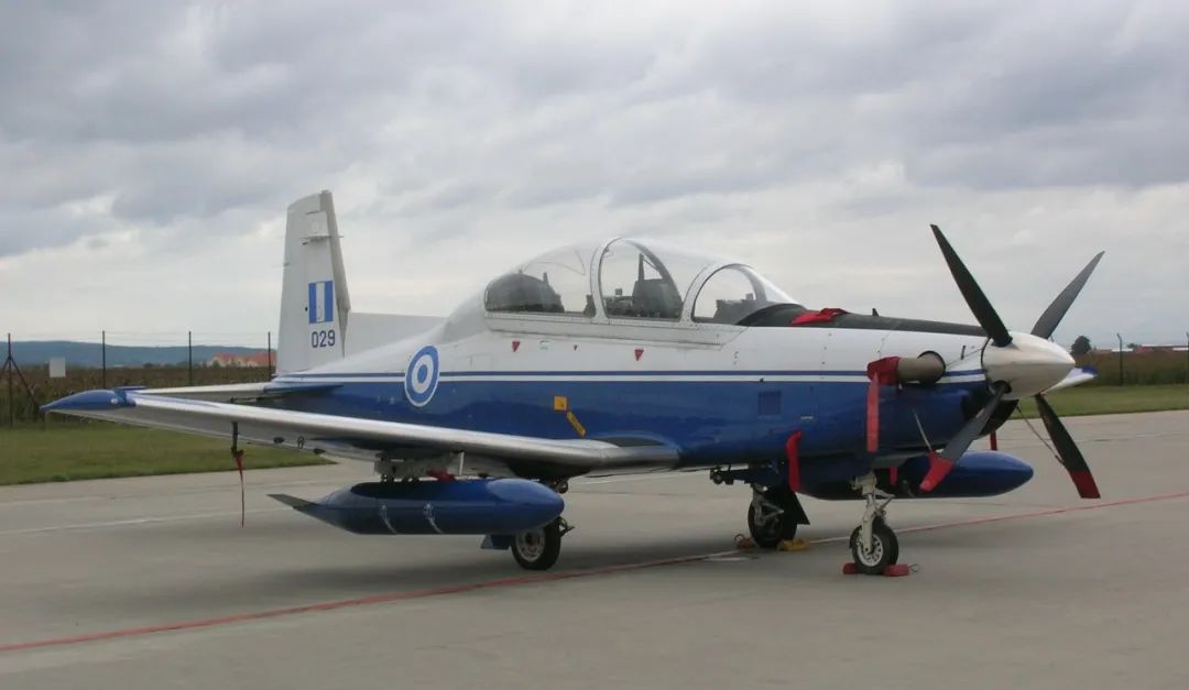 有人機改裝無人機優(yōu)勢多多插圖12 有人機改裝無人機優(yōu)勢多多