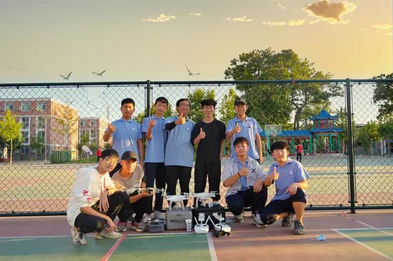 河北工程職業(yè)技工學(xué)校無人機駕駛員考試全部通過插圖 河北工程職業(yè)技工學(xué)校無人機駕駛員考試全部通過