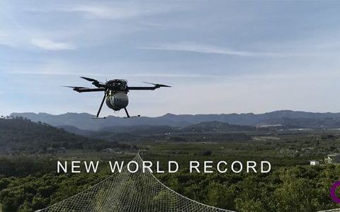 無人機可以懸停多長時間（混合動力無人機懸停飛行490分鐘?。?loading=lazy